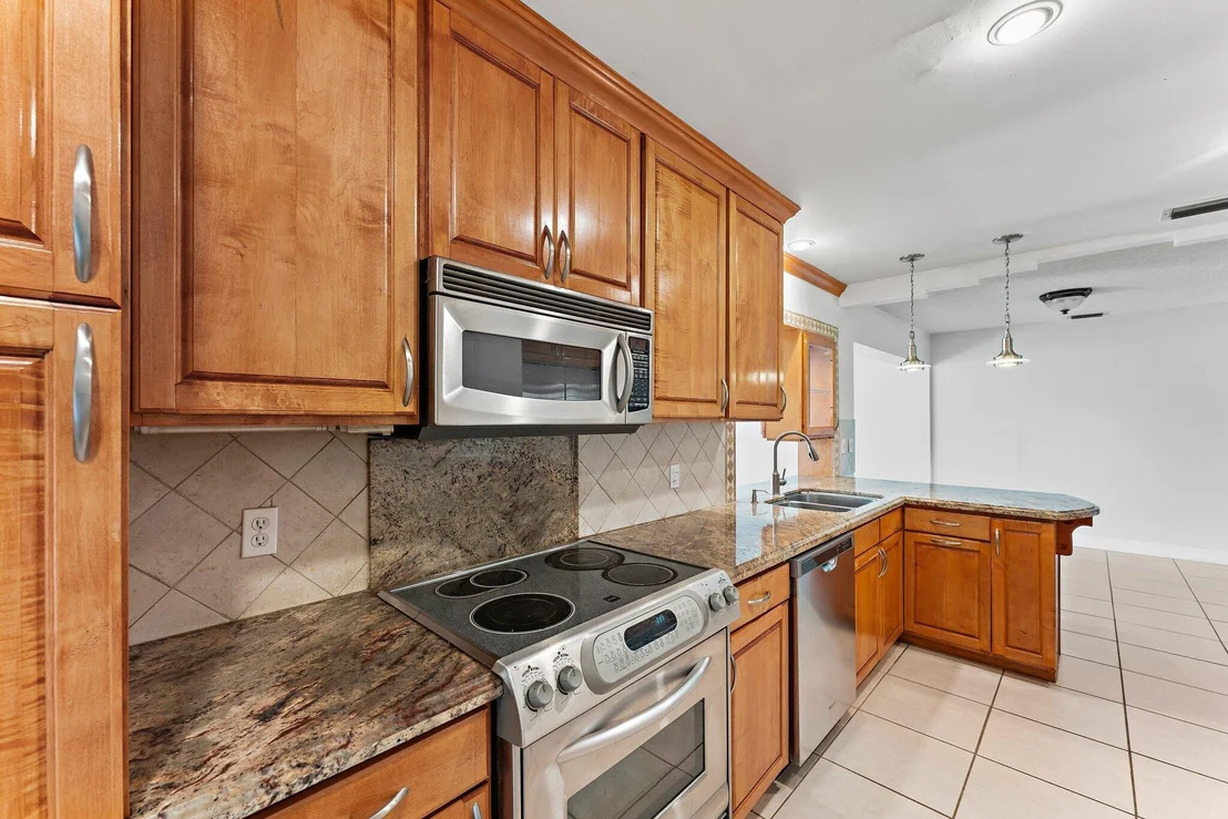 Photo of 243 W Riverside Drive