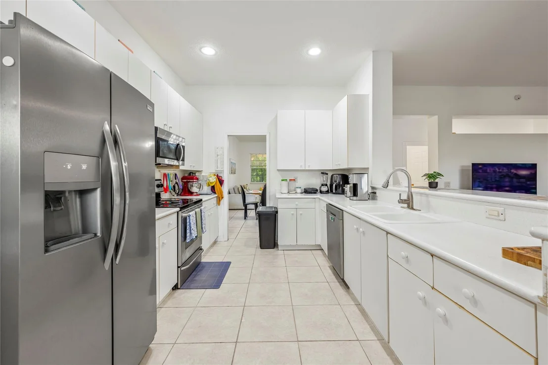 Photo of 934 S Sunflower Circle