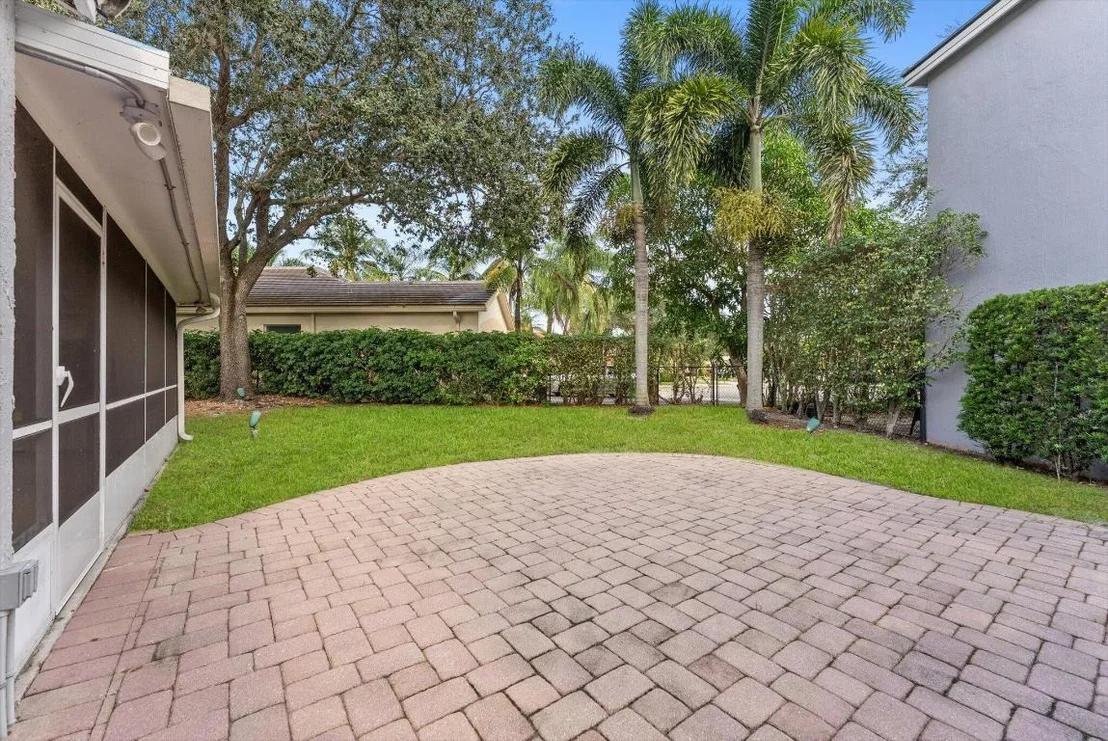 Photo of 5857 Eagle Cay Circle