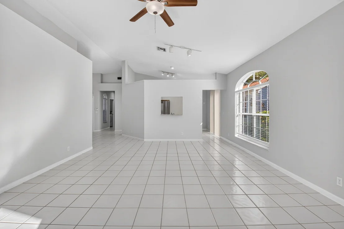 Photo of 3958 Redondo Way