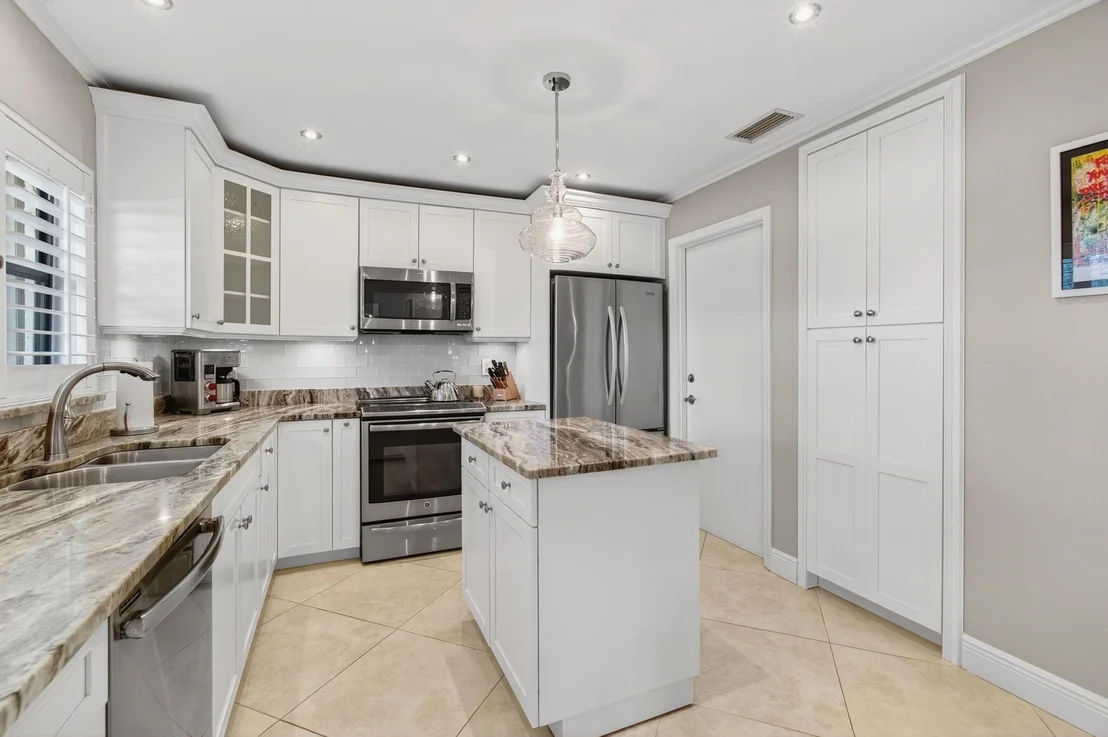 Photo of Unit A at 4555 Apple Tree Circle
