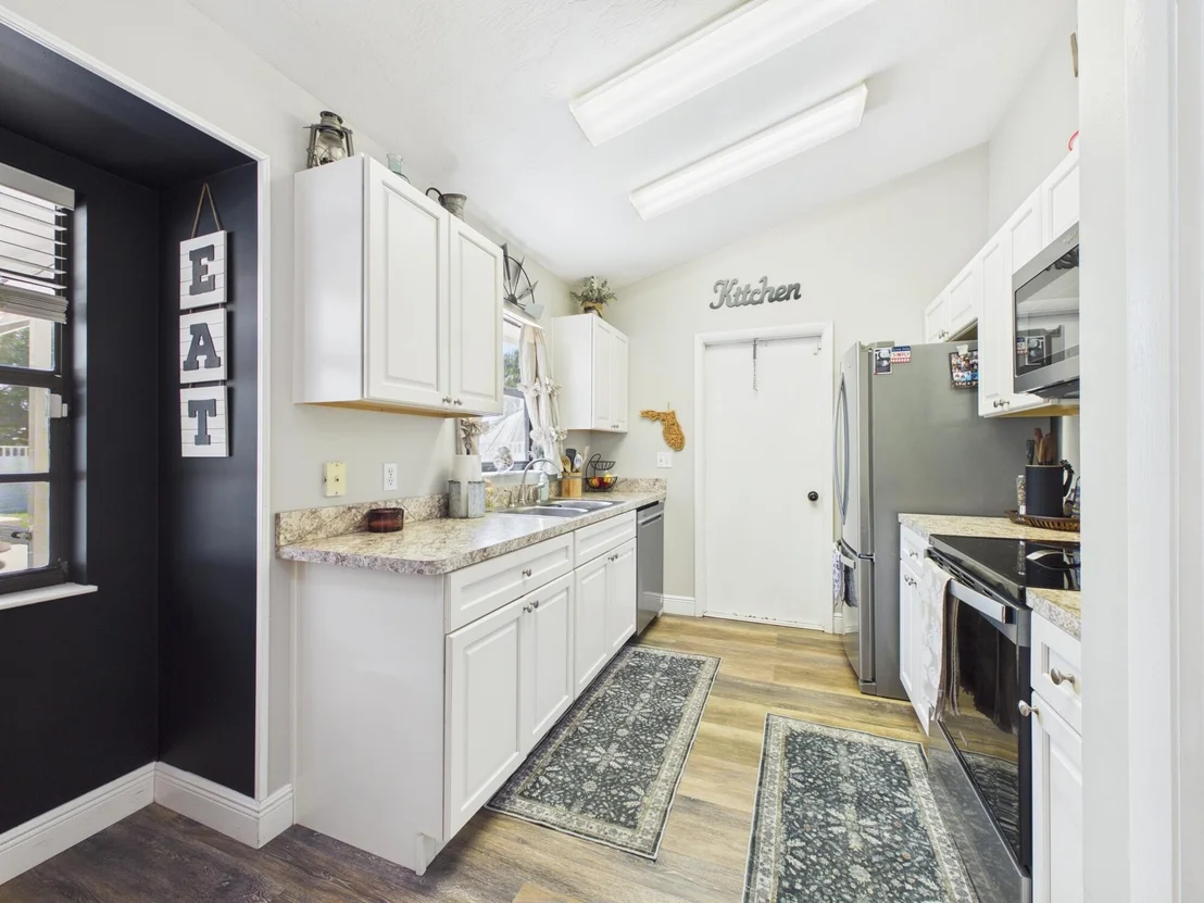 Photo of 1150 SW 85TH Way