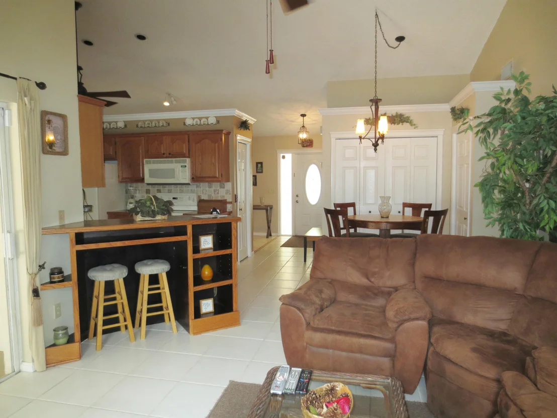 Photo of 986 Cherry Lane