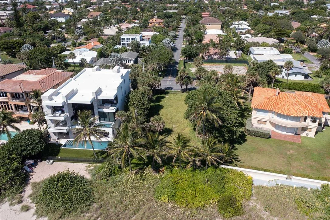 Photo of 2100 BAY Drive