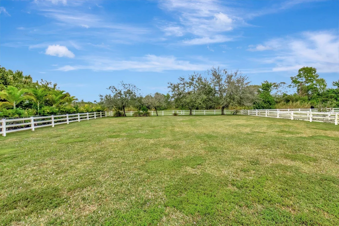 Photo of 9896 Equus Circle