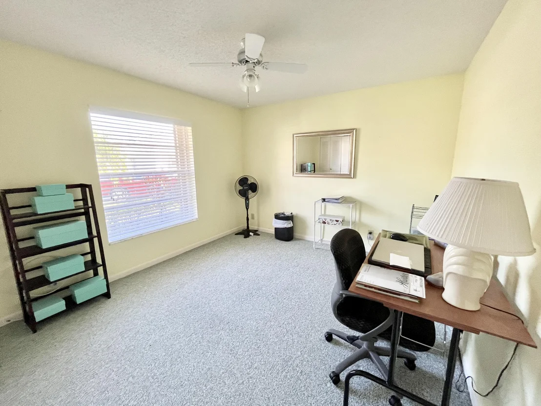 Photo of 3262 Anthony Circle N