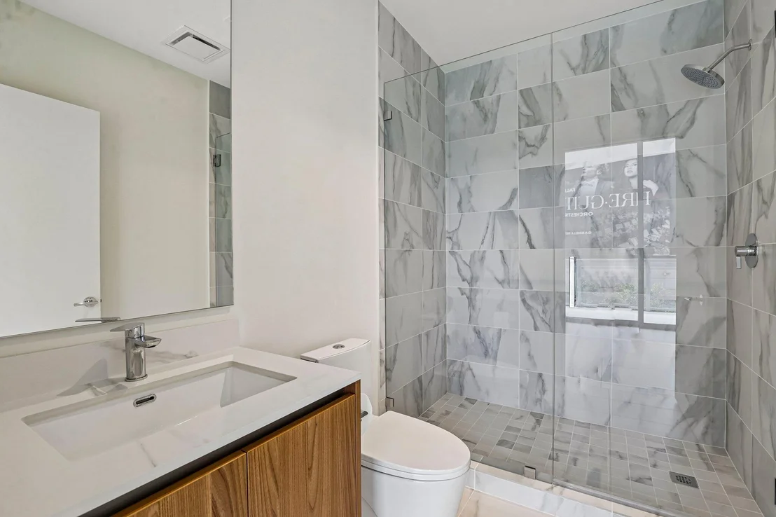 Photo of Unit 201 at 1400 BISCAYNE Boulevard