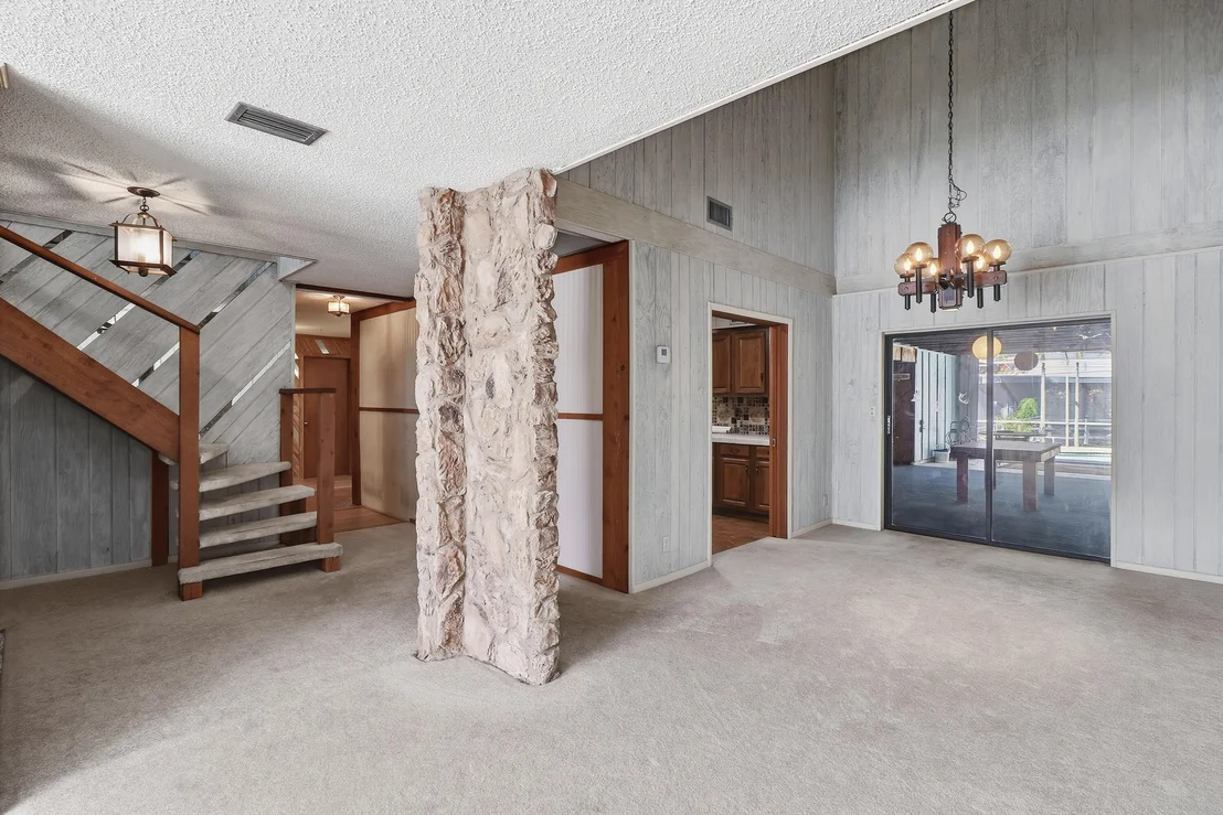 Photo of 596 Greenwood Drive