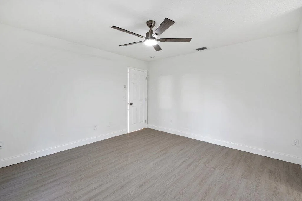 Photo of 7403 Paso Robles Boulevard