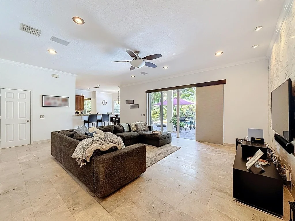 Photo of 1673 VICTORIA POINTE Circle