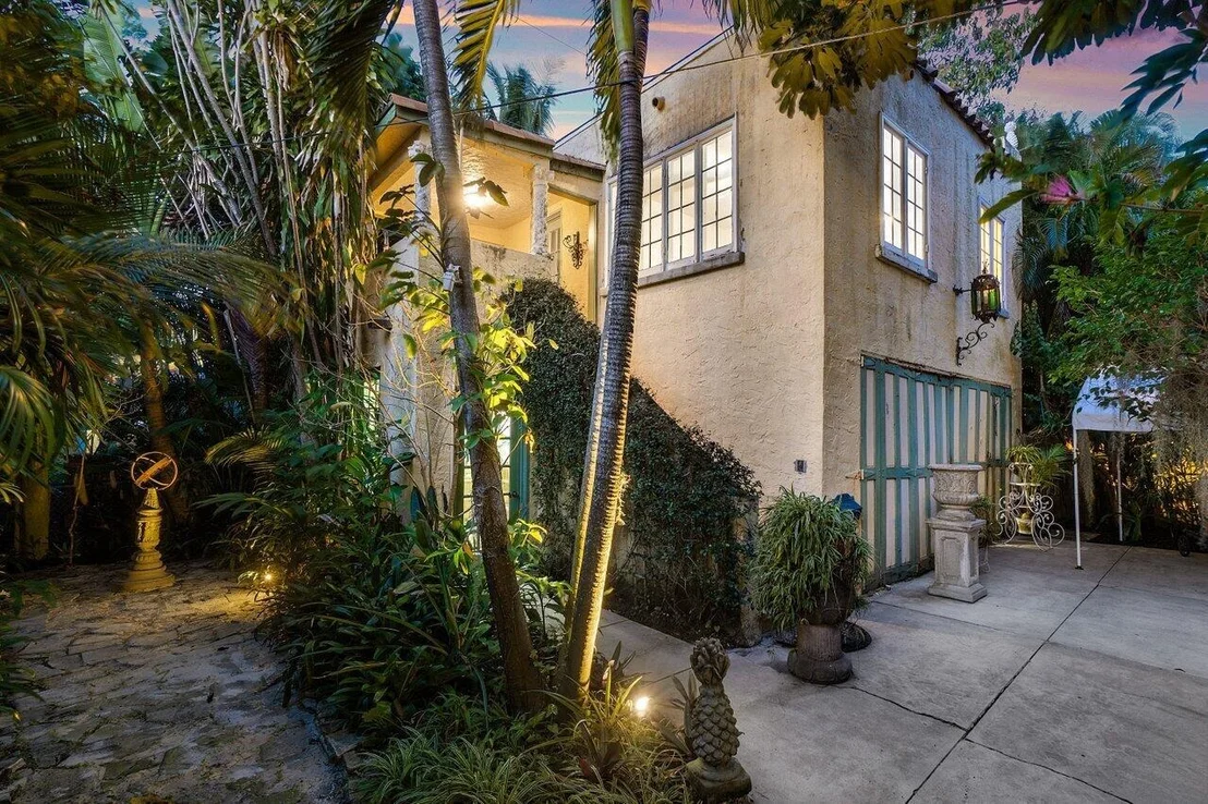 Photo of 739 Sunset Road