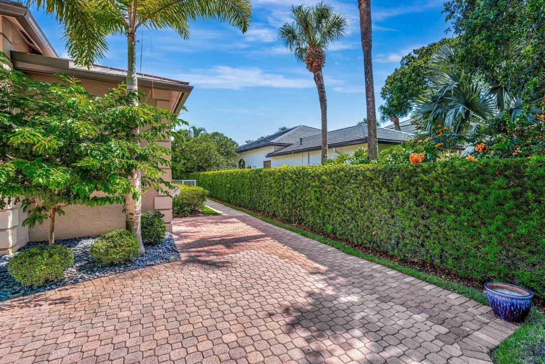 Photo of 337 Eagle Drive