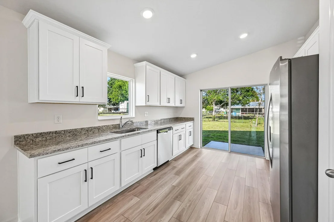 Photo of 5606 Seagrape Drive