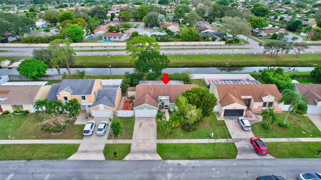 Photo of 9873 Robins Nest Road