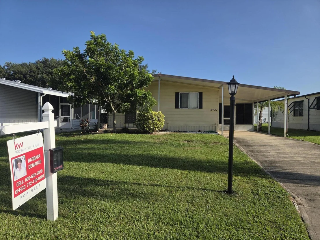 Photo of 6937 SE Delegate Street