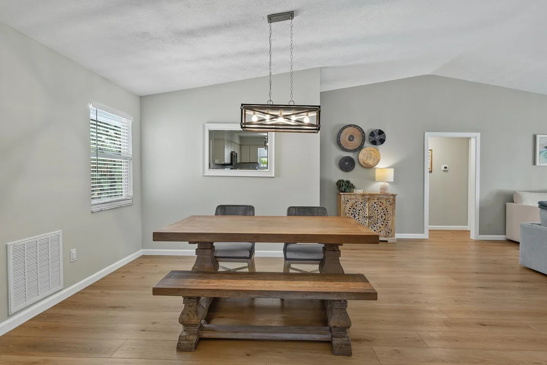 Photo of 4994 SE PINE KNOLL Way