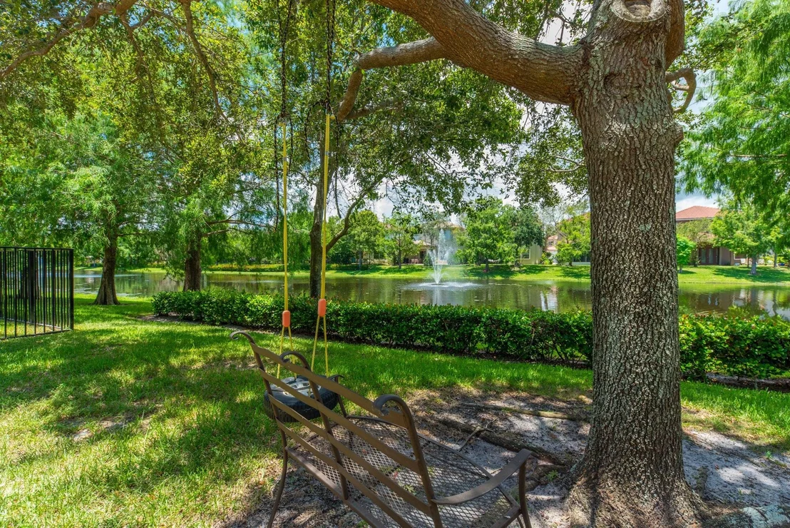 Photo of 1088 Grove Park Circle