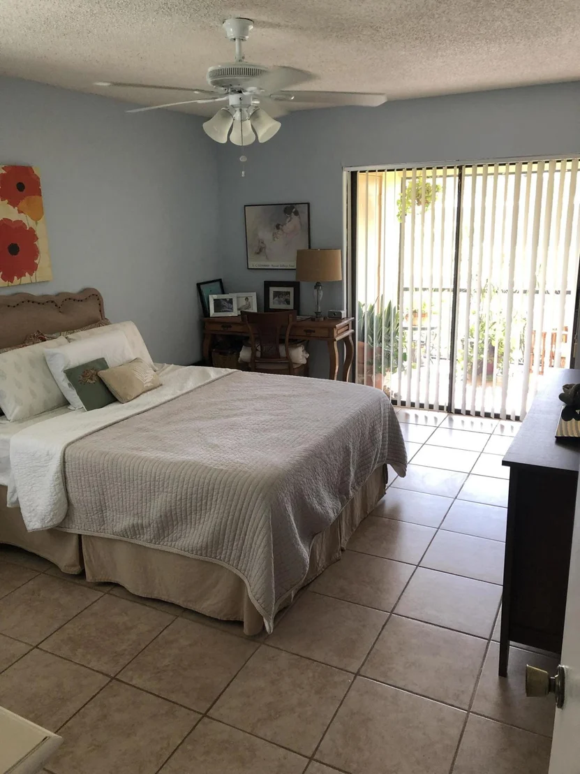 Photo of Unit A at 1301 Pinecrest Circle
