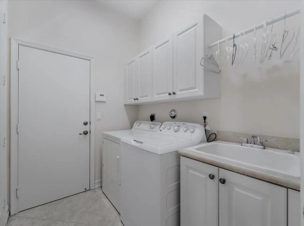 Photo of 10599 Silverton Lane