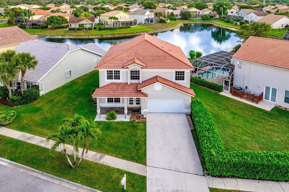 Photo of 18051 Clear Brook Circle