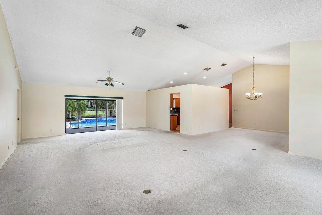 Photo of 9439 Sun Pointe Drive