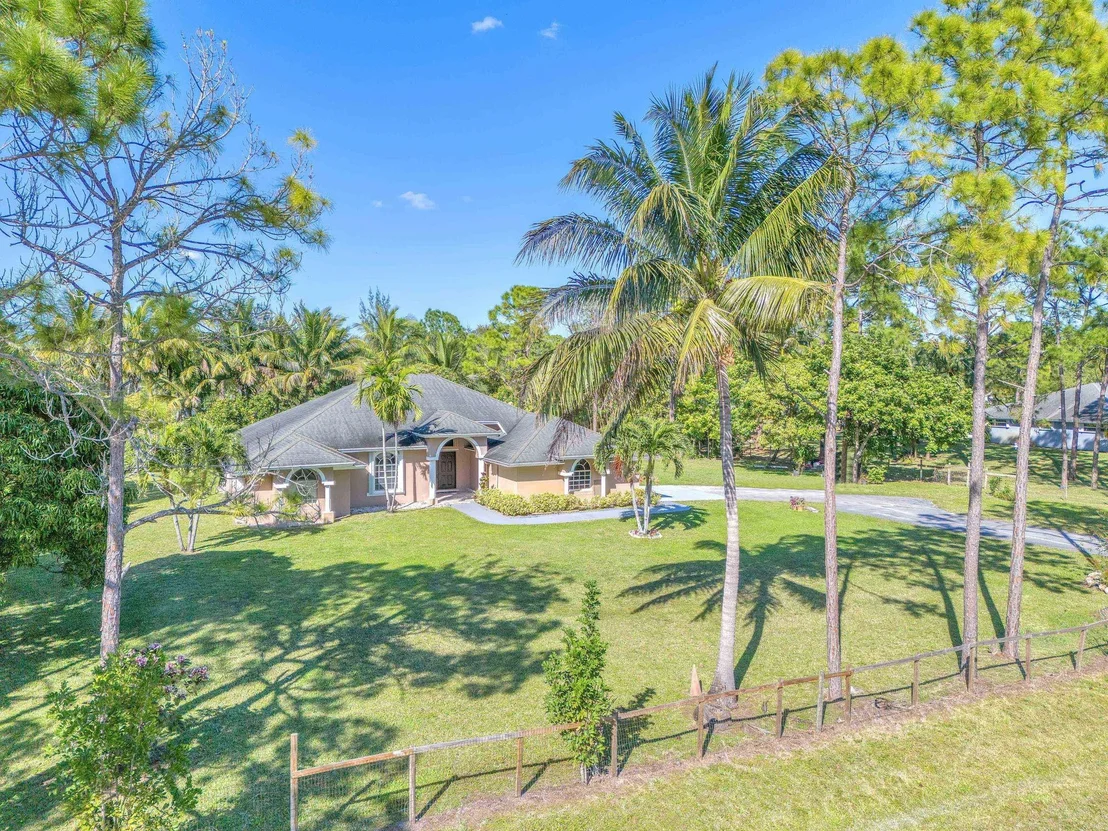 Photo of 14645 86th Road