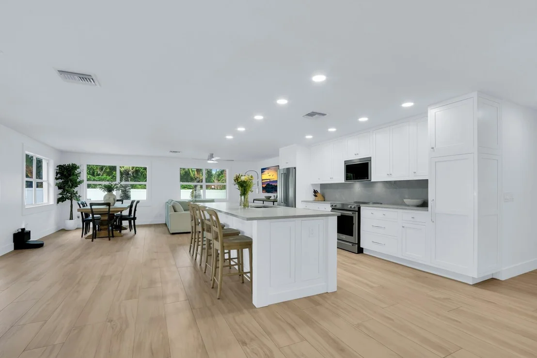 Photo of 5114 Laird Lane