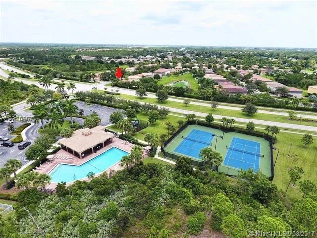 Photo of 4849 SE GRAHAM Drive