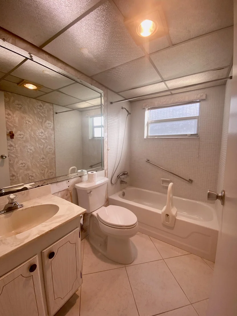 Photo of 113 Monaco C