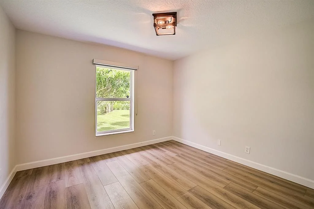 Photo of 9275 Sandy Run