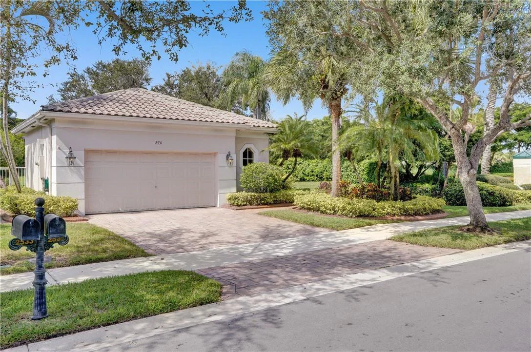 Photo of 2531 Bay Pointe Drive