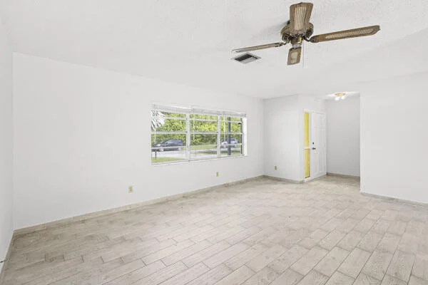 Photo of 1830 Well Road