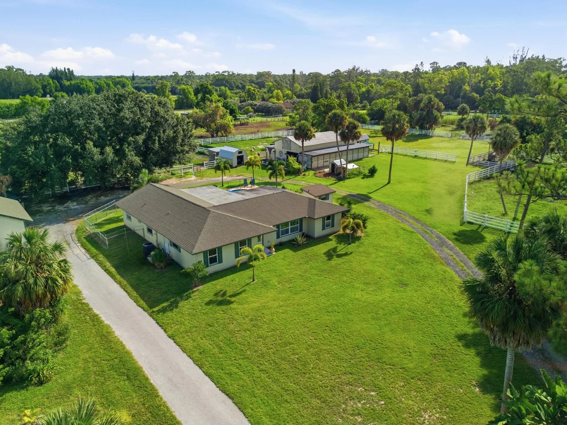 Photo of 14095 BIDDEX Road