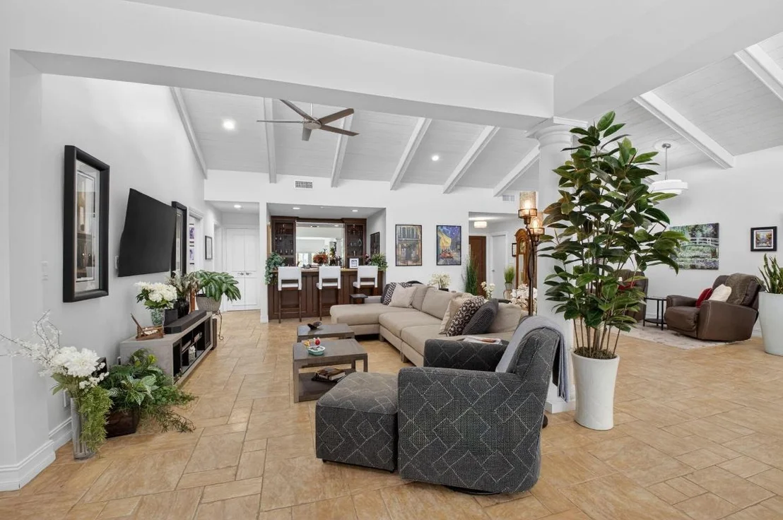 Photo of 4911 Pineview Circle