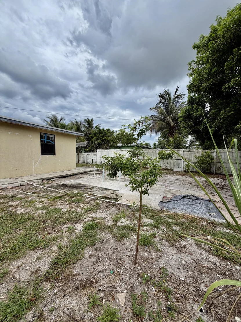 Photo of 3243 Grove Road