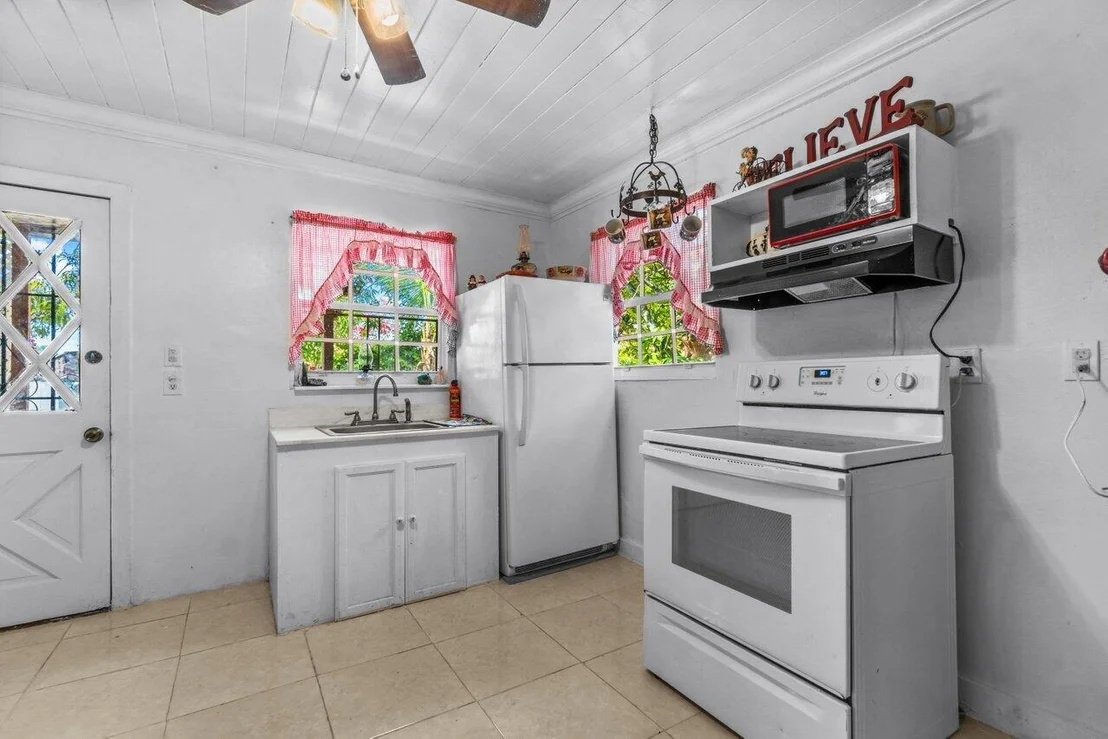 Photo of 1501 Suwanee Drive