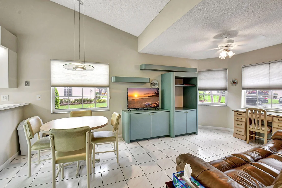 Photo of 7921 Sandy Pointe Drive