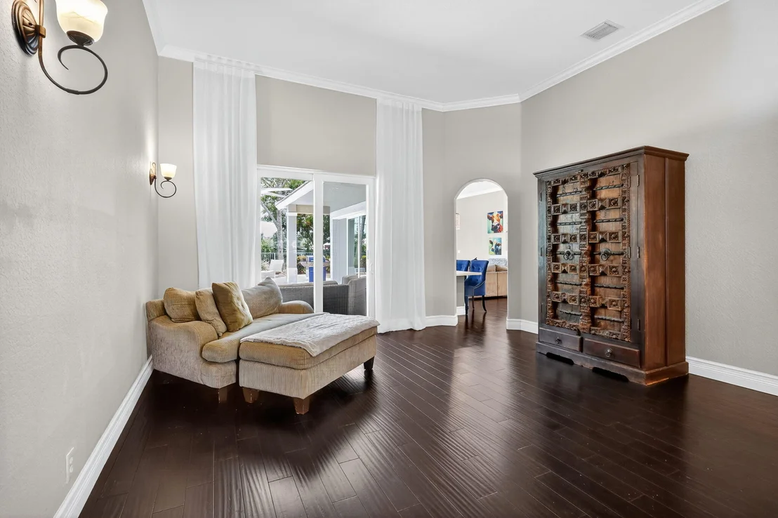 Photo of 7350 Serrano Terrace