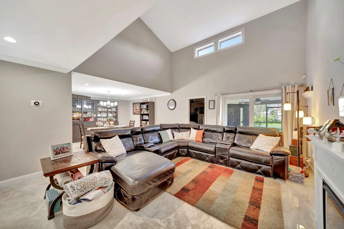 Photo of Unit C at 6189 Pine Tree Lane