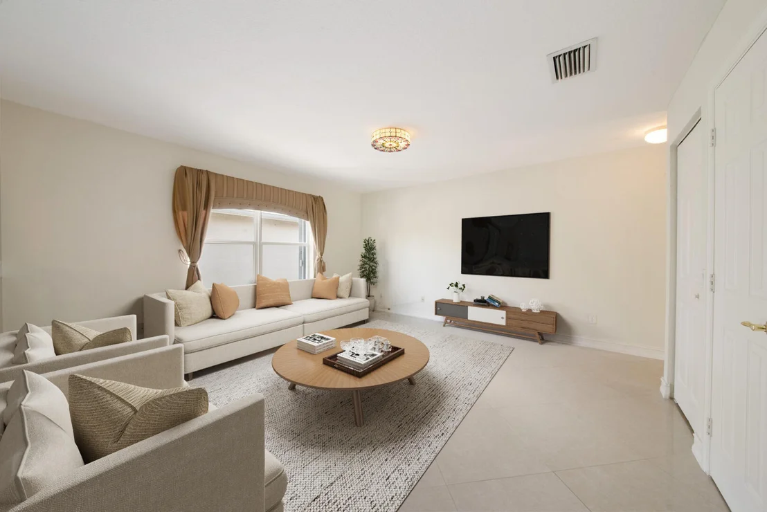 Photo of 8273 Emerald Winds Circle