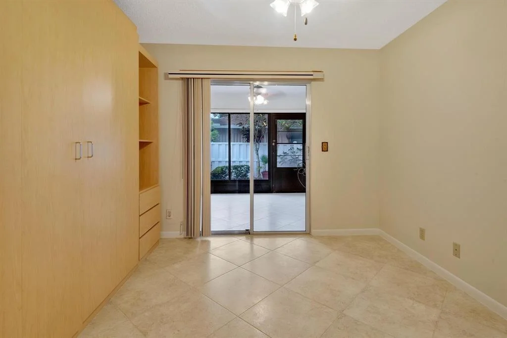 Photo of 8230 Springtree Road
