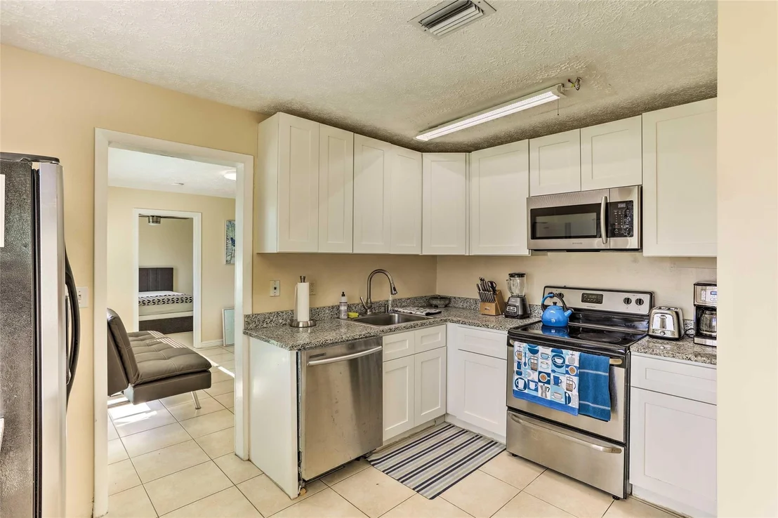 Photo of 928 Jackson Way