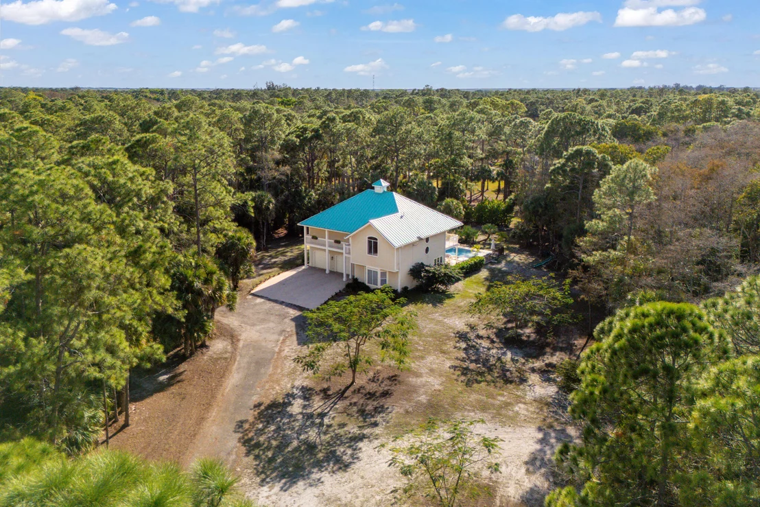 Photo of 1649 Stallion Drive