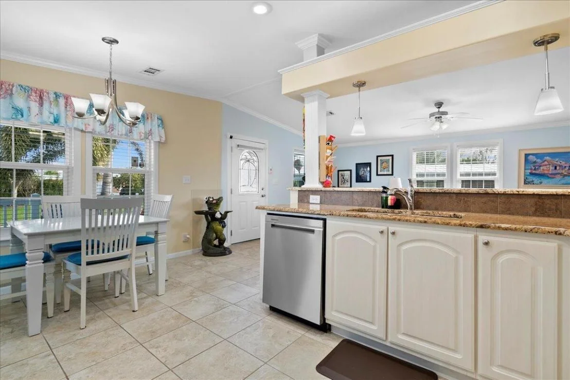 Photo of 6877 SE Delegate Street
