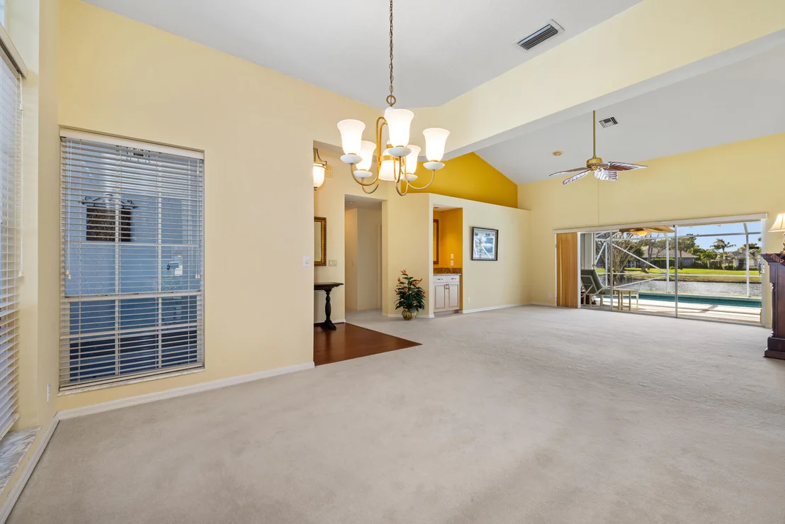 Photo of 2368 SW Danforth Circle