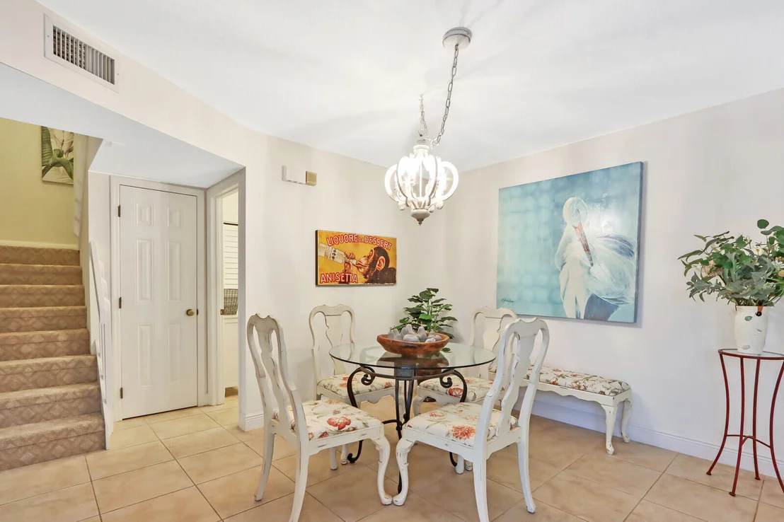 Photo of Unit 18D at 1420 Ocean Way
