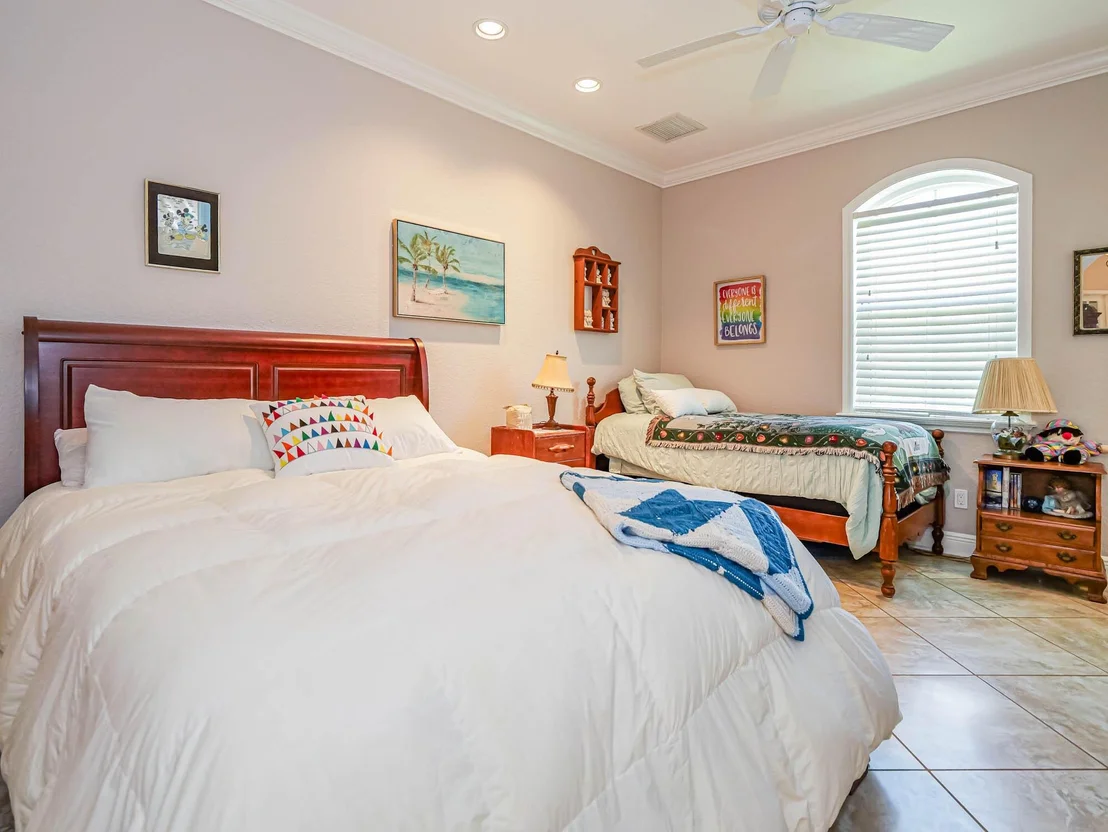 Photo of 5853 Pine Ridge Circle