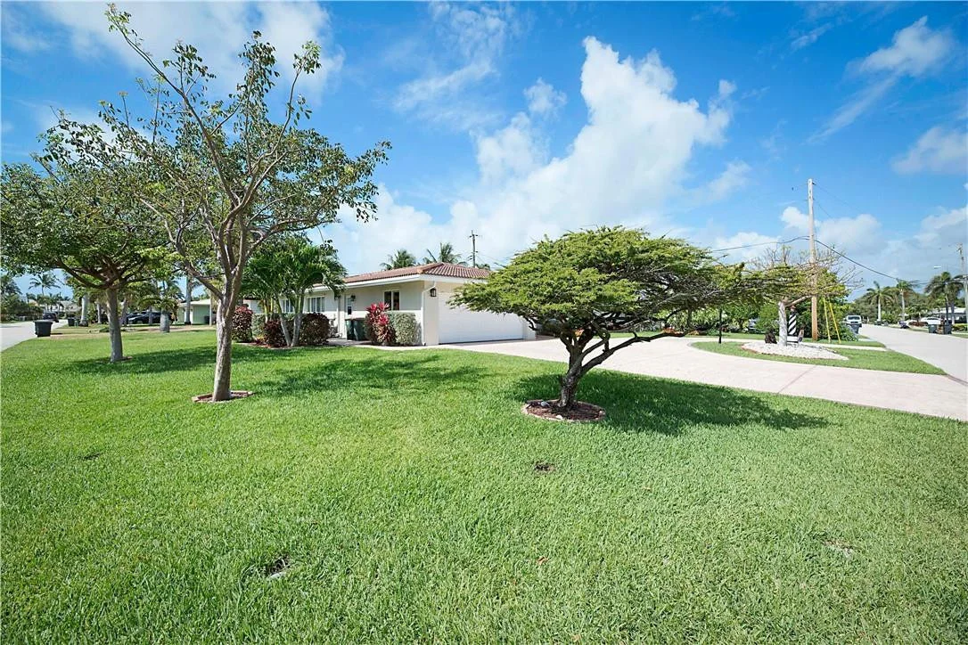 Photo of 3010 NE 45th Street