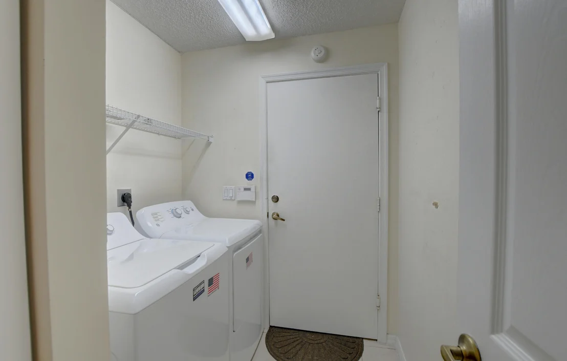 Photo of 6092 Caladium Road