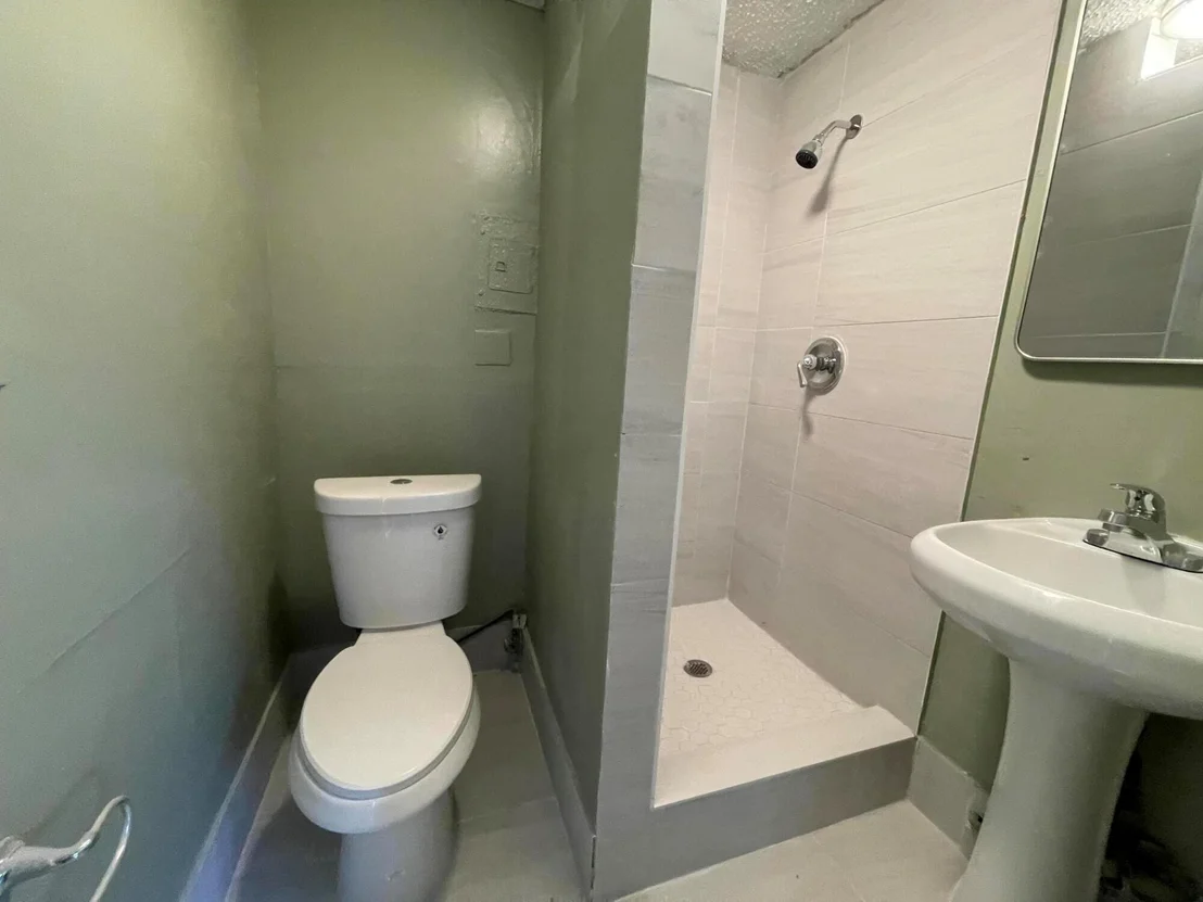 Photo of 3690 Seacrest Boulevard